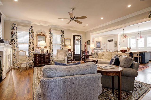 29 Boulevard, Carlton Landing, OK 74432