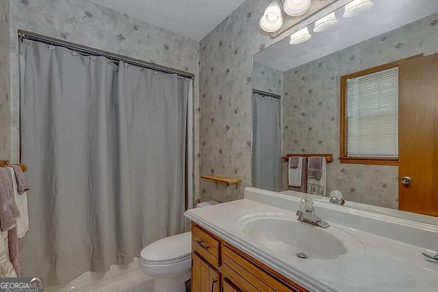 1065 Brown Duck Trail, Lawrenceville, GA 30043