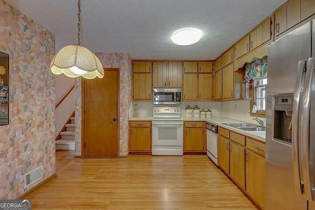 1065 Brown Duck Trail, Lawrenceville, GA 30043