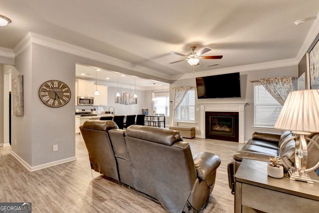 712 Owens Circle, Canton, GA 30115