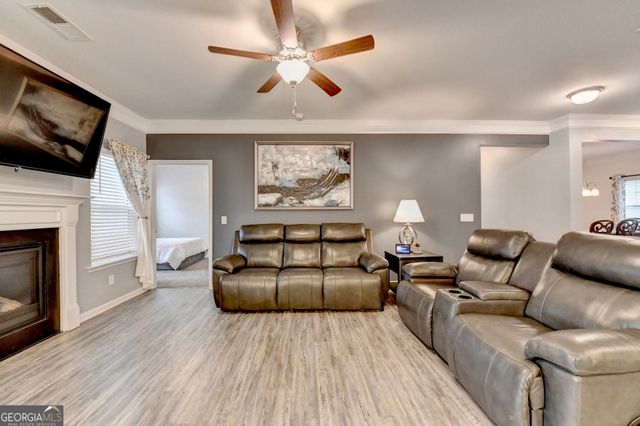 712 Owens Circle, Canton, GA 30115