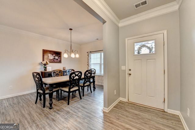 712 Owens Circle, Canton, GA 30115