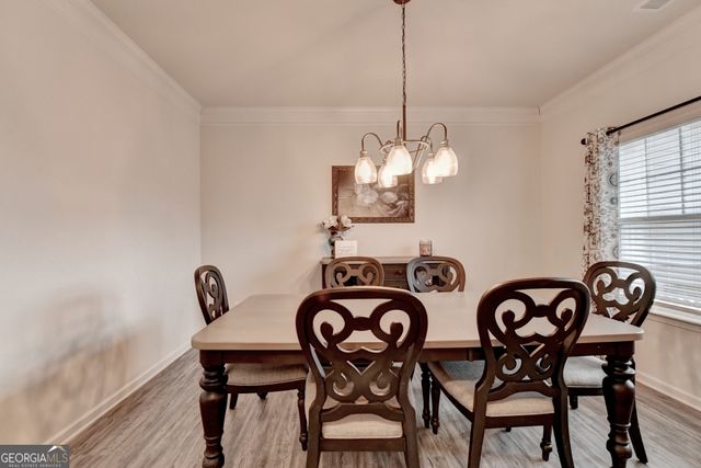 712 Owens Circle, Canton, GA 30115