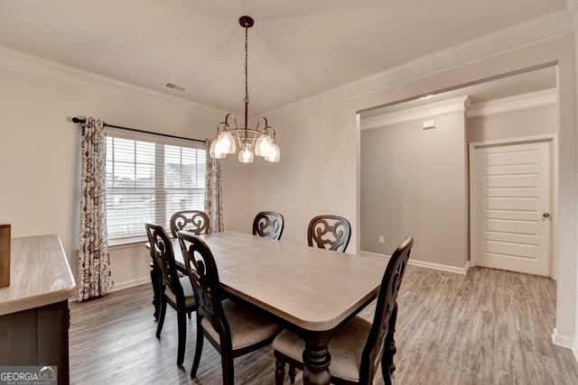 712 Owens Circle, Canton, GA 30115