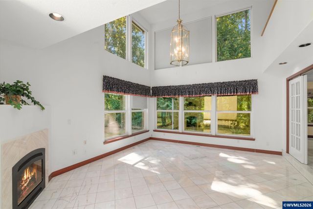 534 NE South Shore Rd, Portland, OR 97211