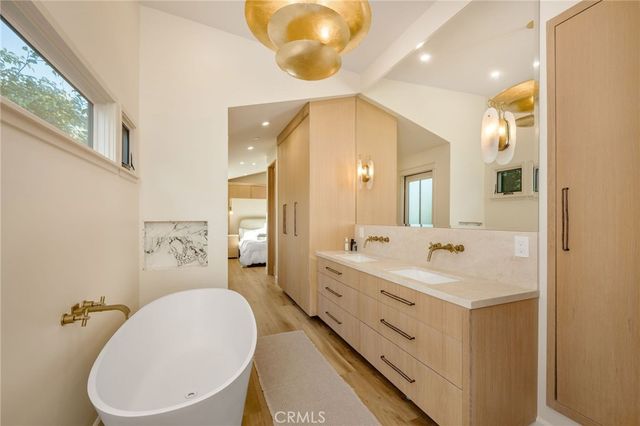 31831 Sunset Avenue, Laguna Beach, CA 92651