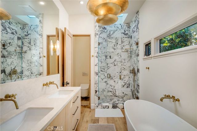 31831 Sunset Avenue, Laguna Beach, CA 92651