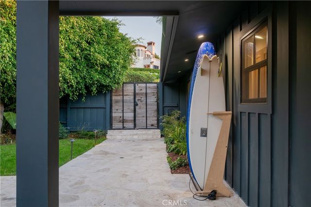 31831 Sunset Avenue, Laguna Beach, CA 92651