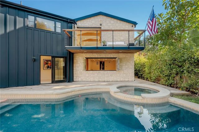 31831 Sunset Avenue, Laguna Beach, CA 92651