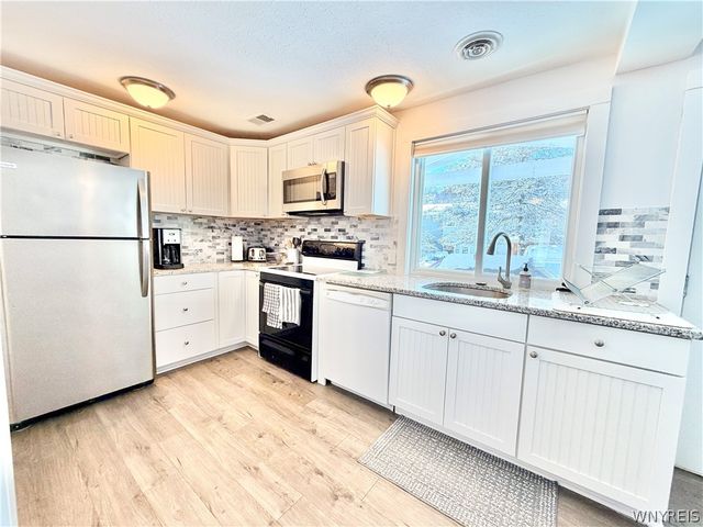 17 Evergreen Drive, Ellicottville, NY 14731