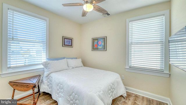 10 S NASHVILLE AVE, Ventnor City, NJ 08406