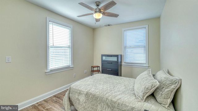 10 S NASHVILLE AVE, Ventnor City, NJ 08406