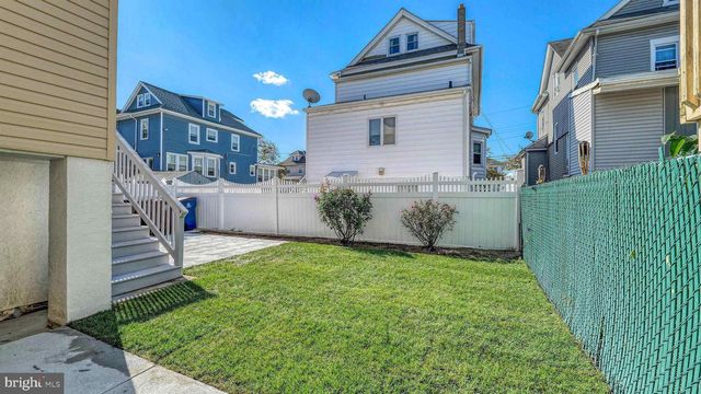 10 S NASHVILLE AVE, Ventnor City, NJ 08406