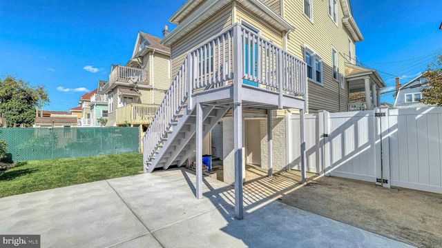 10 S NASHVILLE AVE, Ventnor City, NJ 08406