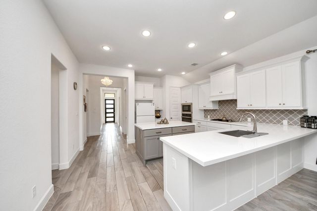 11414 Bush Clover Drive, Cypress, TX 77433