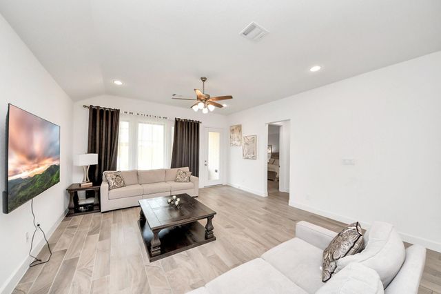 11414 Bush Clover Drive, Cypress, TX 77433
