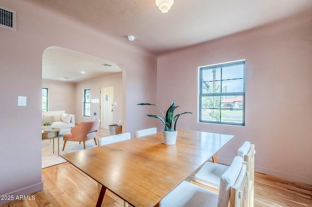 1551 W VERNON Avenue, Phoenix, AZ 85007