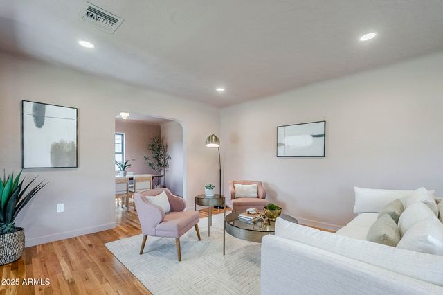 1551 W VERNON Avenue, Phoenix, AZ 85007