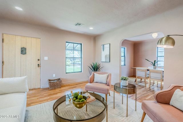 1551 W VERNON Avenue, Phoenix, AZ 85007