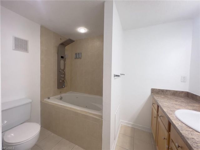 3324 N Key DR 7, North Fort Myers, FL 33903