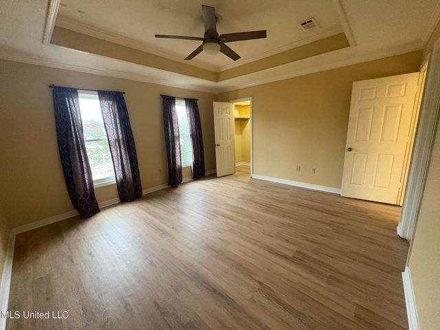 12 River Run Drive, Jackson, MS 39211