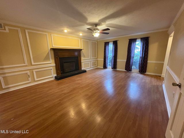 12 River Run Drive, Jackson, MS 39211