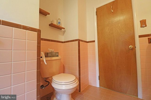 6 PATRICIA LN, Glen Mills, PA 19342