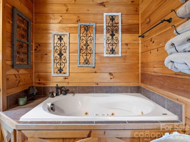 190 Elliot Lane, Rutherfordton, NC 28139