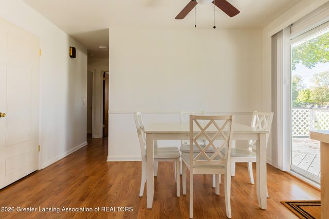 7520 Williamsburg Road, Lansing, MI 48917