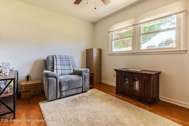 7520 Williamsburg Road, Lansing, MI 48917