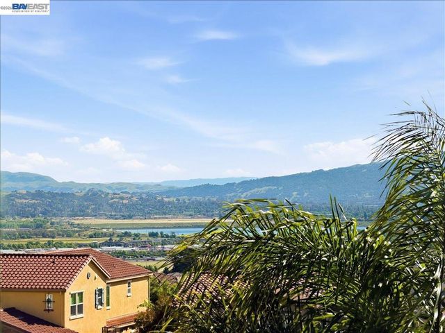 1718 N Terracina Dr, Dublin, CA 94568