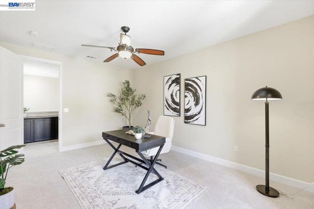 1718 N Terracina Dr, Dublin, CA 94568