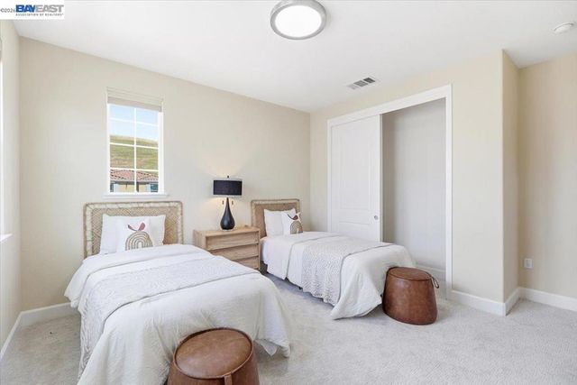 1718 N Terracina Dr, Dublin, CA 94568