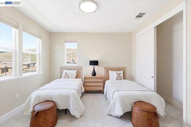 1718 N Terracina Dr, Dublin, CA 94568