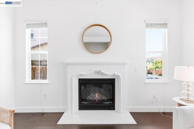 1718 N Terracina Dr, Dublin, CA 94568