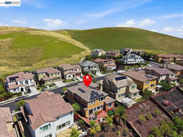 1718 N Terracina Dr, Dublin, CA 94568