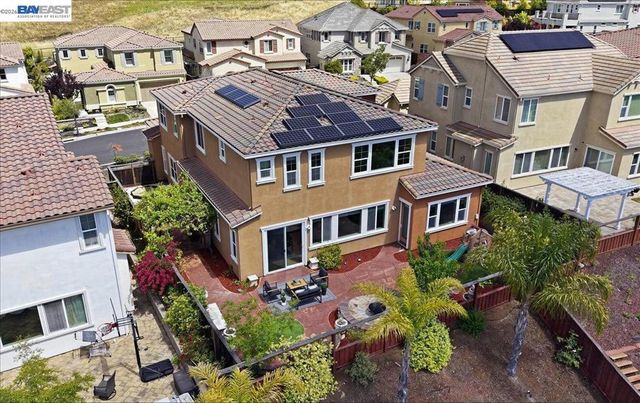 1718 N Terracina Dr, Dublin, CA 94568