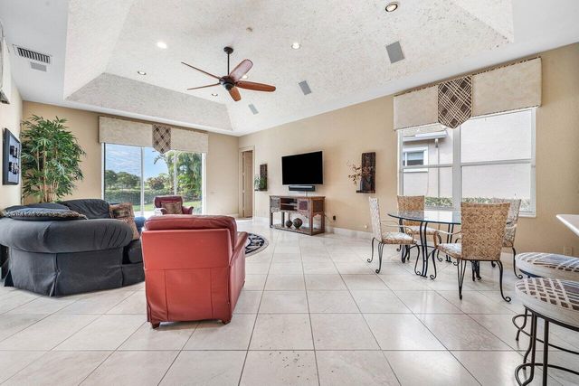 118 W Village Way, Jupiter, FL 33458