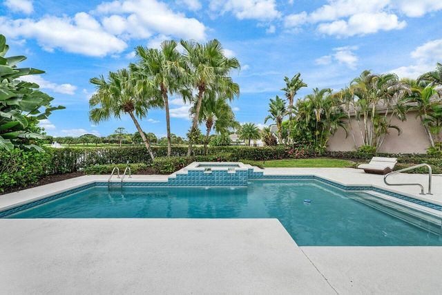 118 W Village Way, Jupiter, FL 33458