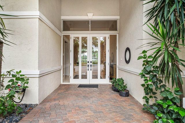118 W Village Way, Jupiter, FL 33458