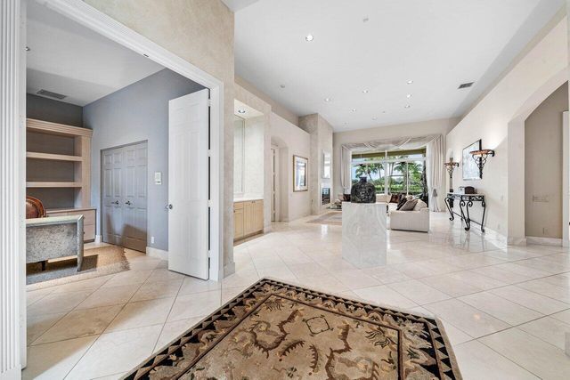 118 W Village Way, Jupiter, FL 33458