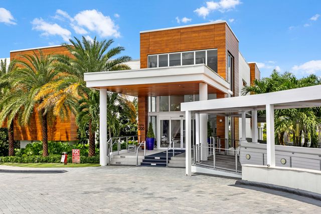 118 W Village Way, Jupiter, FL 33458
