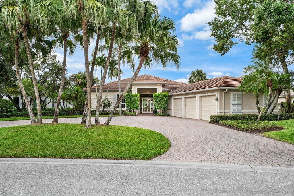 118 W Village Way, Jupiter, FL 33458
