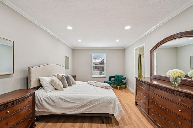 3936 Highland Bluff Drive, Groveport, OH 43125