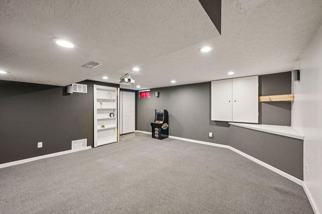 3936 Highland Bluff Drive, Groveport, OH 43125