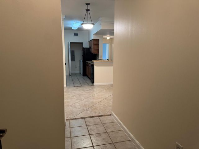 9833 Baywinds Drive 7107, West Palm Beach, FL 33411