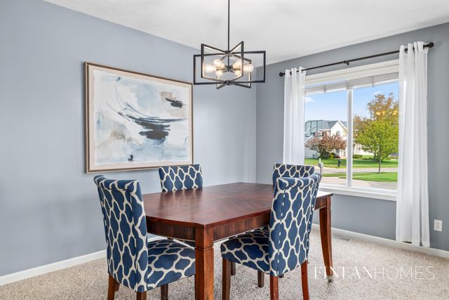 8980 Alanada Drive SE, Caledonia, MI 49316