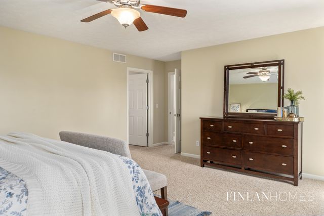 8980 Alanada Drive SE, Caledonia, MI 49316