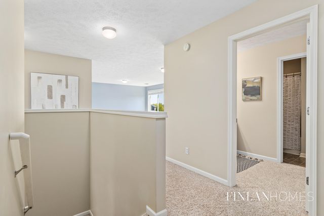8980 Alanada Drive SE, Caledonia, MI 49316