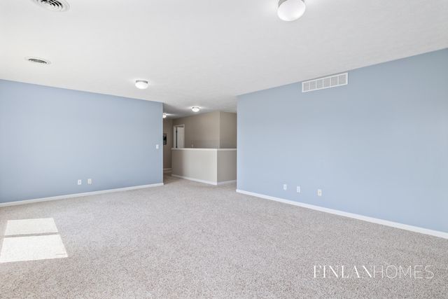 8980 Alanada Drive SE, Caledonia, MI 49316